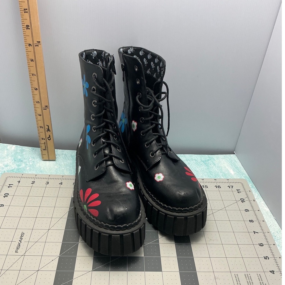 Lamoda Womens Black Floral Platform‎ Combat Boots Chunky Lug Sole Skull Lining
